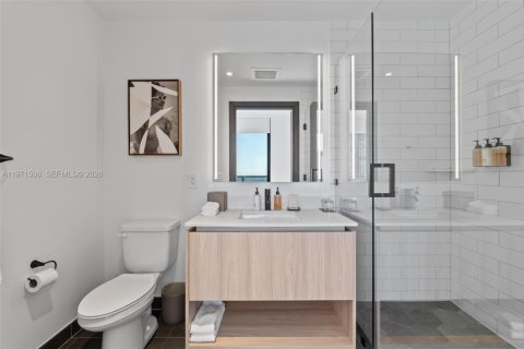 Снять в аренду кондоминиум в Майами, Флорида 3 спальни, 105.44м2, № 2040364 - фото 17