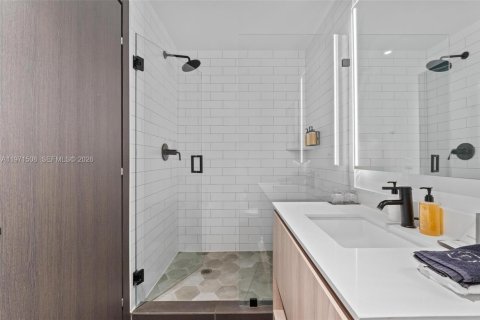 Снять в аренду кондоминиум в Майами, Флорида 3 спальни, 105.44м2, № 2040364 - фото 28