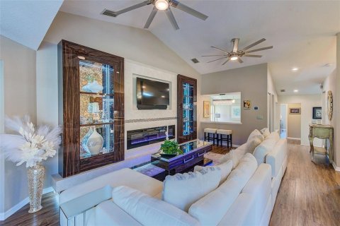 Condo in Oldsmar, Florida, 3 bedrooms № 2196298 - photo 12