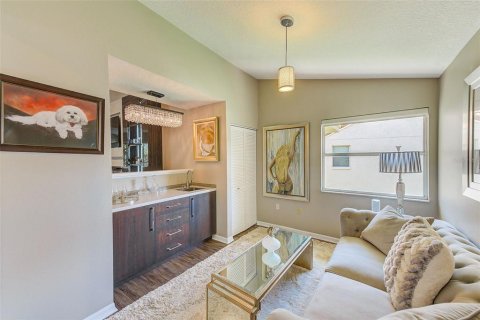 Condo in Oldsmar, Florida, 3 bedrooms № 2196298 - photo 18