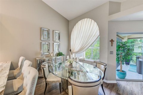 Condo in Oldsmar, Florida, 3 bedrooms № 2196298 - photo 8