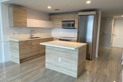 Condominio en venta en North Miami Beach, Florida, 2 dormitorios, 102.94 m2 № 2055395 - foto 4