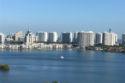 Condominio en venta en North Miami Beach, Florida, 2 dormitorios, 102.94 m2 № 2055395 - foto 12