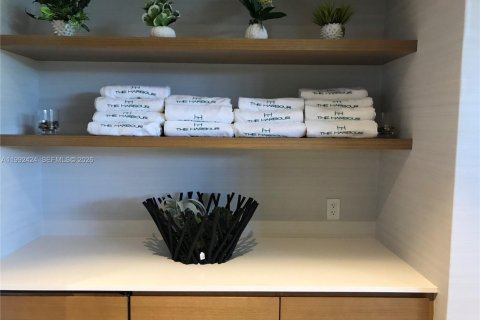 Condominio en venta en North Miami Beach, Florida, 2 dormitorios, 102.94 m2 № 2055395 - foto 28