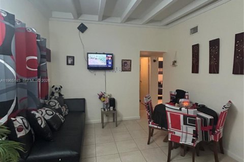 Купить виллу или дом в Норт-Майами, Флорида 2 спальни, 66.89м2, № 2026480 - фото 5