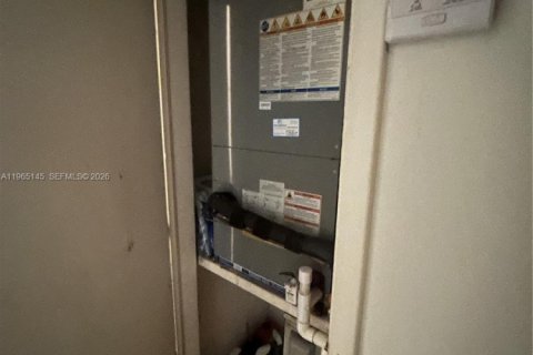 Купить виллу или дом в Норт-Майами, Флорида 2 спальни, 66.89м2, № 2026480 - фото 17