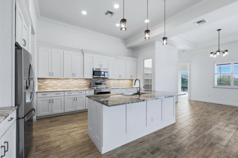 Villa ou maison à vendre à Port Charlotte, Floride: 3 chambres, 225.01 m2 № 2234591 - photo 16