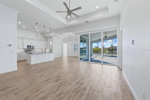 Villa ou maison à vendre à Port Charlotte, Floride: 3 chambres, 225.01 m2 № 2234591 - photo 7