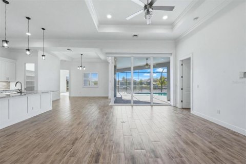 Villa ou maison à vendre à Port Charlotte, Floride: 3 chambres, 225.01 m2 № 2234591 - photo 6