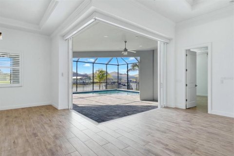 Villa ou maison à vendre à Port Charlotte, Floride: 3 chambres, 225.01 m2 № 2234591 - photo 9