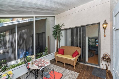 Townhouse in Clearwater, Florida 2 bedrooms, 101.08 sq.m. № 1809993 - photo 25