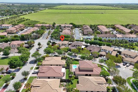 House in Homestead, Florida 4 bedrooms, 280.75 sq.m. № 2256377
