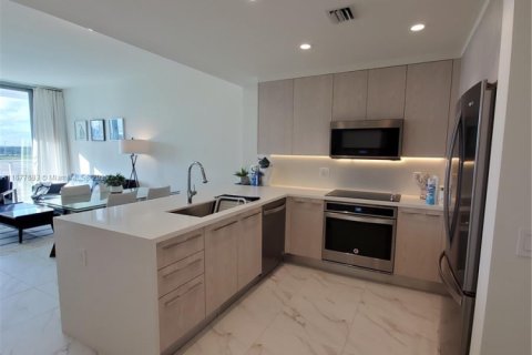 Condo in Sunrise, Florida, 1 bedroom № 1959753 - photo 9