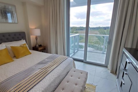 Condo in Sunrise, Florida, 1 bedroom № 1959753 - photo 23