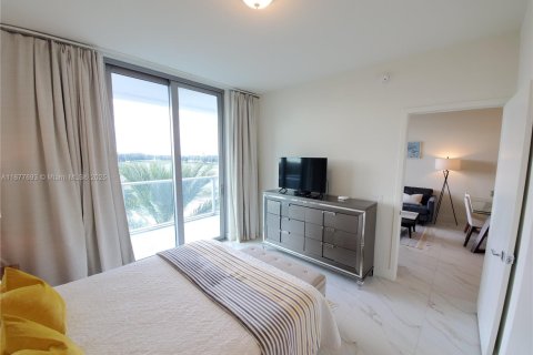 Condo in Sunrise, Florida, 1 bedroom № 1959753 - photo 24