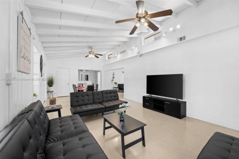 Villa ou maison à vendre à Dania Beach, Floride: 3 chambres, 135.64 m2 № 1964174 - photo 5