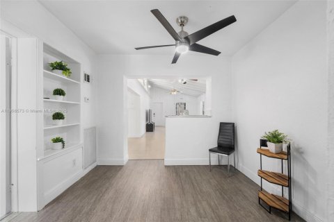 Villa ou maison à vendre à Dania Beach, Floride: 3 chambres, 135.64 m2 № 1964174 - photo 8