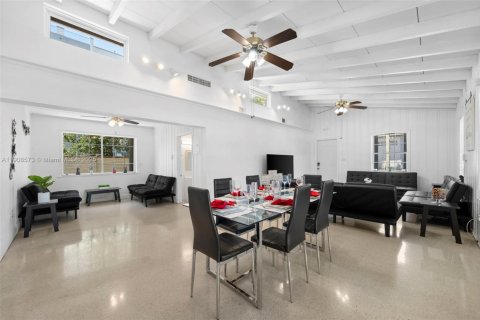 Villa ou maison à vendre à Dania Beach, Floride: 3 chambres, 135.64 m2 № 1964174 - photo 1