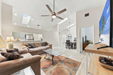 Villa ou maison à vendre à Boynton Beach, Floride: 3 chambres, 129.32 m2 № 2390565 - photo 10