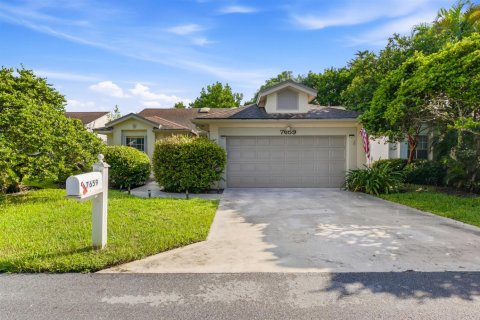 Villa ou maison à Boynton Beach, Floride 3 chambres, 129.32 m2 № 2390565