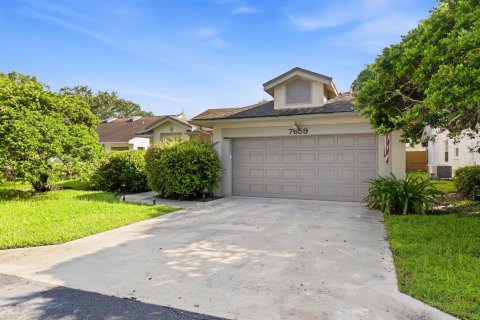 Villa ou maison à vendre à Boynton Beach, Floride: 3 chambres, 129.32 m2 № 2390565 - photo 3