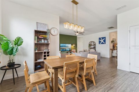 Villa ou maison à vendre à Clermont, Floride: 5 chambres, 306.48 m2 № 2120269 - photo 14