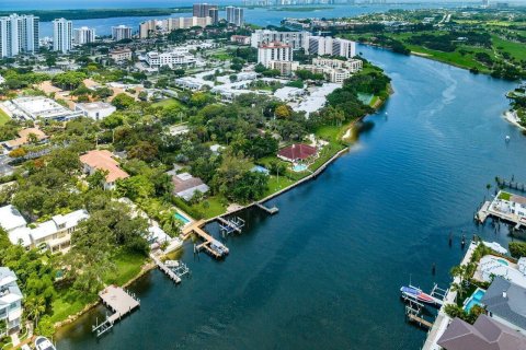 Commercial property in North Palm Beach, Florida № 2260327 - photo 22
