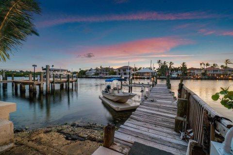 Commercial property in North Palm Beach, Florida № 2260327 - photo 9