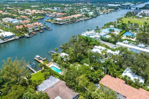 Commercial property in North Palm Beach, Florida № 2260327 - photo 15