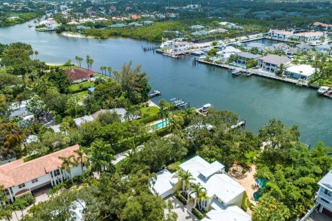 Commercial property in North Palm Beach, Florida № 2260327 - photo 17