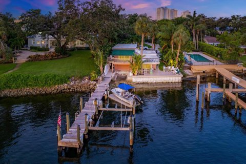 Commercial property in North Palm Beach, Florida № 2260327 - photo 6