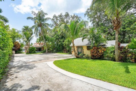 Commercial property in North Palm Beach, Florida № 2260327 - photo 28