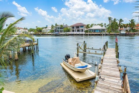 Commercial property in North Palm Beach, Florida № 2260327 - photo 29