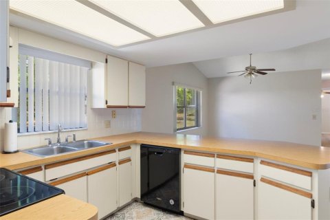 Villa ou maison à vendre à Beverly Hills, Floride: 3 chambres, 172.71 m2 № 1629542 - photo 23