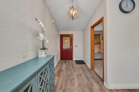 House in Port Charlotte, Florida 3 bedrooms, 197.51 sq.m. № 1784969 - photo 8