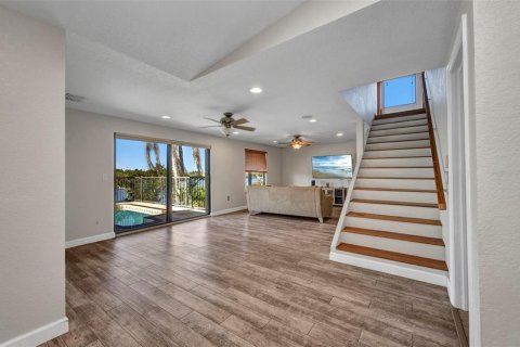House in Port Charlotte, Florida 3 bedrooms, 197.51 sq.m. № 1784969 - photo 10