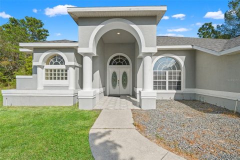 Casa en venta en Weeki Wachee, Florida, 3 dormitorios, 164.99 m2 № 2213263 - foto 4