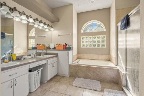 Casa en venta en Weeki Wachee, Florida, 3 dormitorios, 164.99 m2 № 2213263 - foto 20