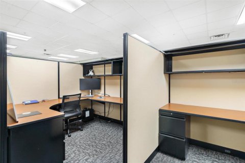 Immobilier commercial à louer à Leesburg, Floride: 510.96 m2 № 2098888 - photo 22