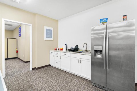 Immobilier commercial à louer à Leesburg, Floride: 510.96 m2 № 2098888 - photo 19