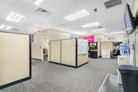 Immobilier commercial à louer à Leesburg, Floride: 510.96 m2 № 2098888 - photo 26