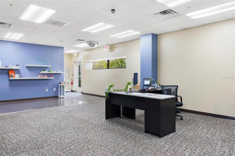 Immobilier commercial à louer à Leesburg, Floride: 510.96 m2 № 2098888 - photo 10