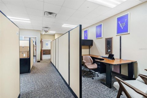 Immobilier commercial à louer à Leesburg, Floride: 510.96 m2 № 2098888 - photo 20