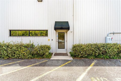 Immobilier commercial à louer à Leesburg, Floride: 510.96 m2 № 2098888 - photo 5