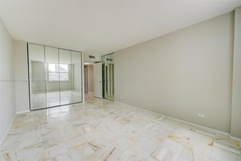 Купить кондоминиум в Санни-Айлс-Бич, Флорида 2 спальни, 170.01м2, № 1942010 - фото 20