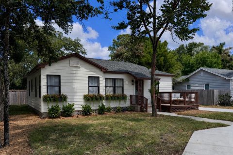 Villa ou maison à Tampa, Floride 3 chambres, 108.32 m2 № 2113488