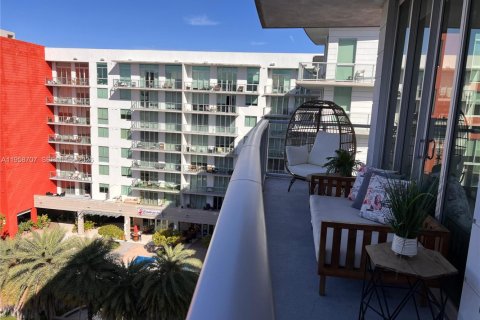 Copropriété à vendre à Doral, Floride: 3 chambres, 156.45 m2 № 2024580 - photo 12