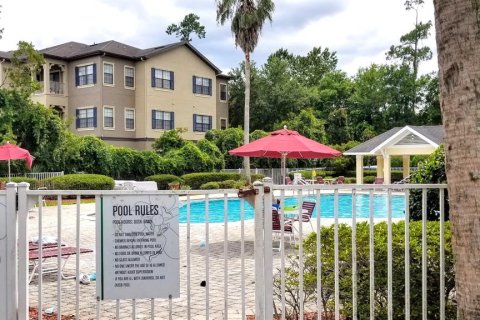 Condominio en alquiler en Gainesville, Florida, 3 dormitorios, 144.46 m2 № 2133675 - foto 3