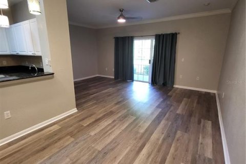 Condominio en alquiler en Gainesville, Florida, 3 dormitorios, 144.46 m2 № 2133675 - foto 28