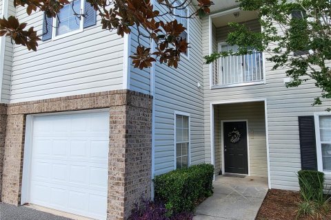 Condo à Gainesville, Floride, 3 chambres  № 2133675